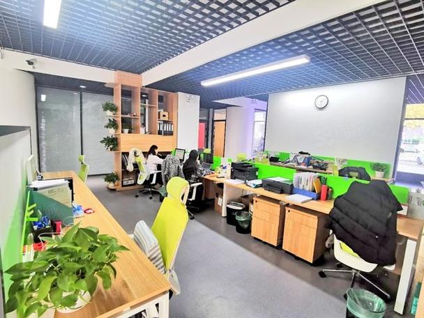 东四环电通创意广场 精装二层独栋带小庭院 互联网传